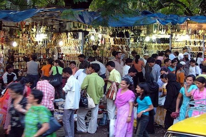 Devotees queue for darshan at Mumba Devi Temple Mumbai