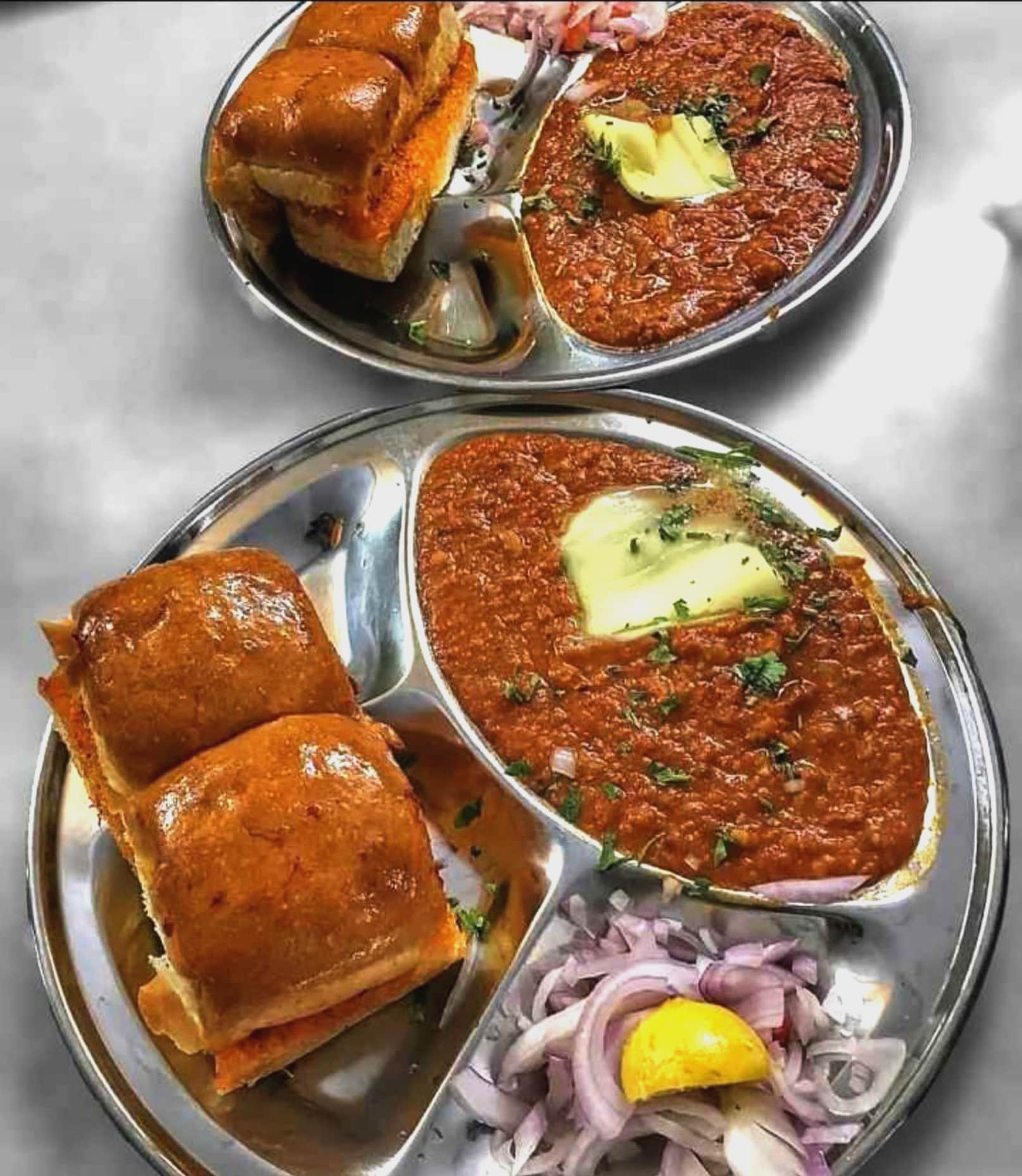 Mumbai street food - vada pav and pav bhaji