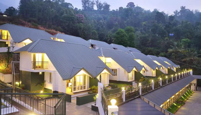 Munnar honeymoon budget and stay area selection guide for couples