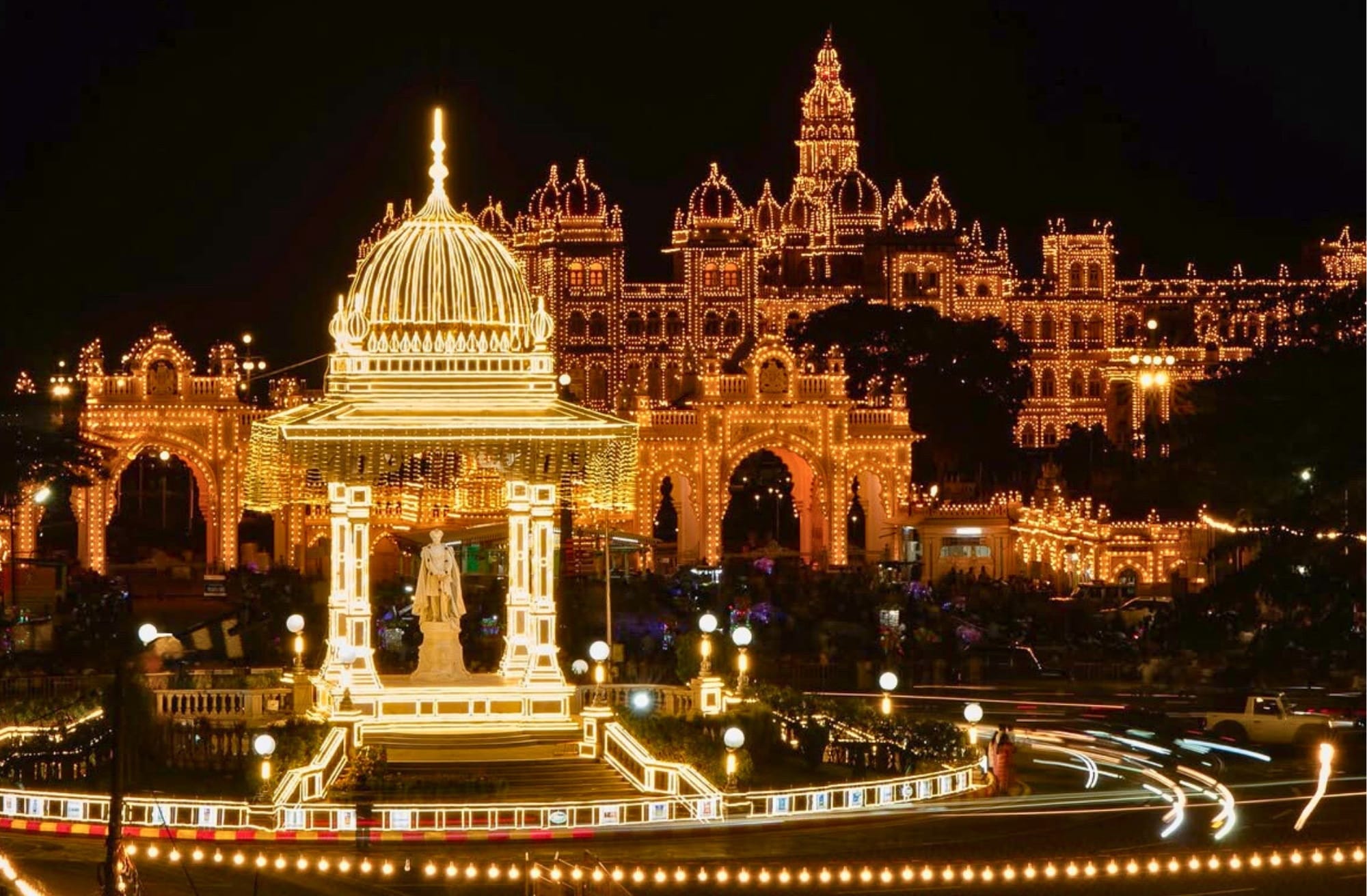 Mysore Dasara travel tips - Accommodation and festival guide