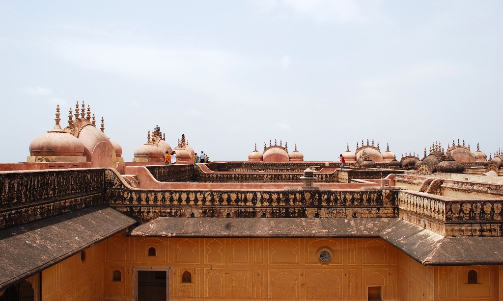 Nahargarh Fort Jaipur history - 18th century Rajputana fort and Sawai Jai Singh II