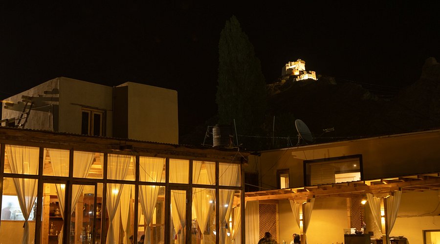 Dining setup and mountain ambience at Namza Restaurant Leh
