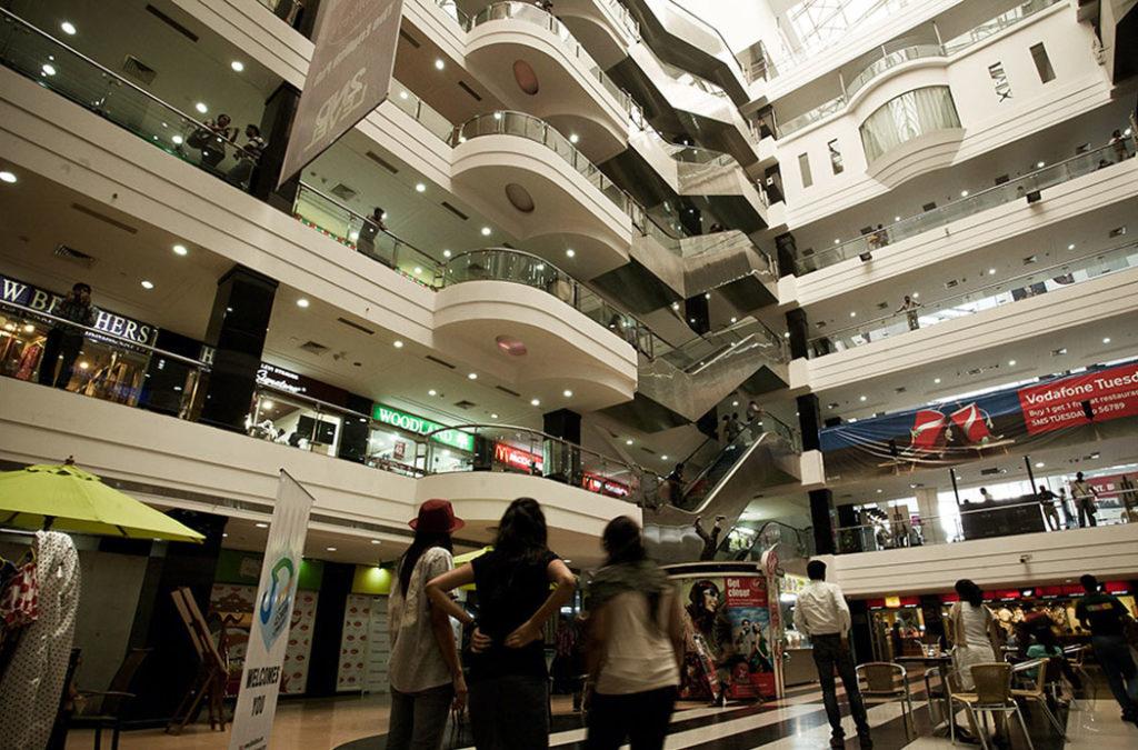 Mall shopping experience in Noida with major brand outlets