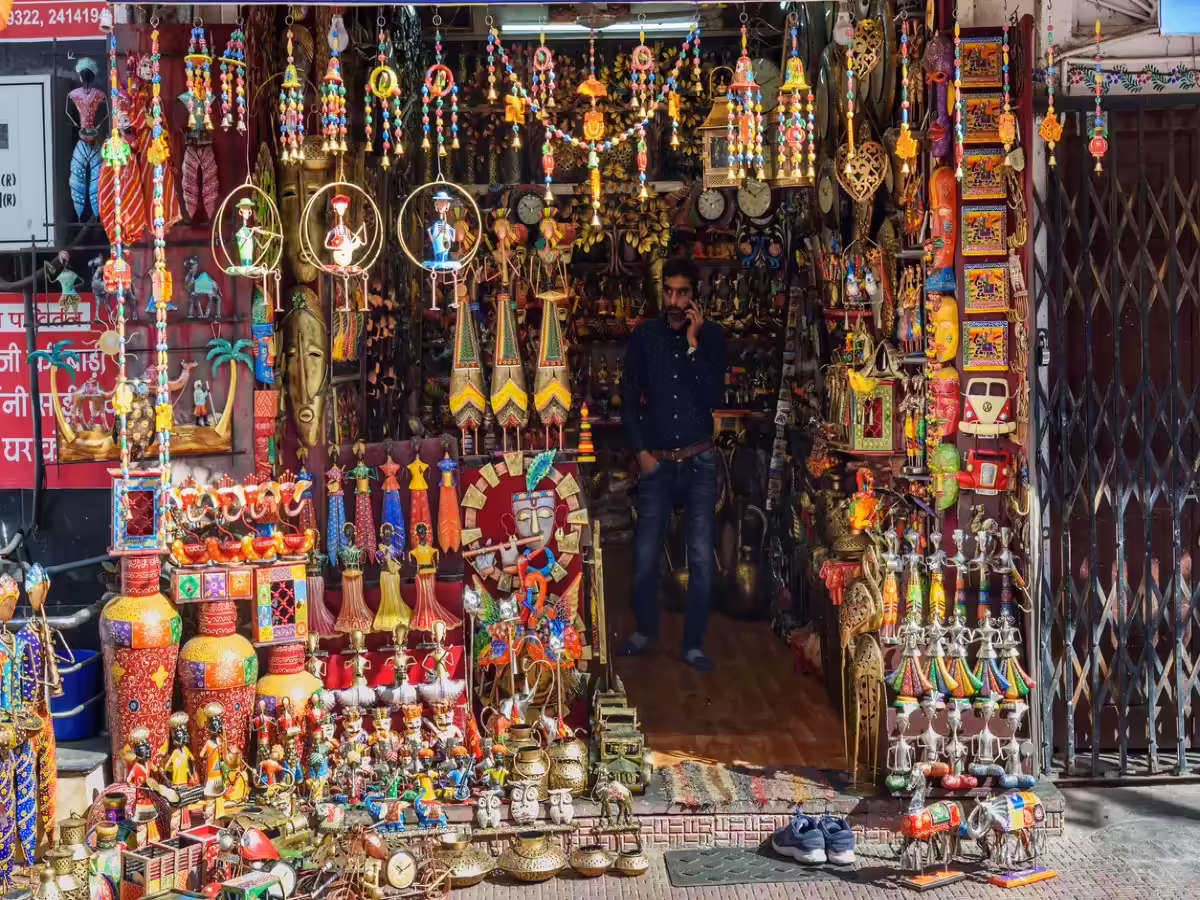 Street shopping stalls in local Noida market area