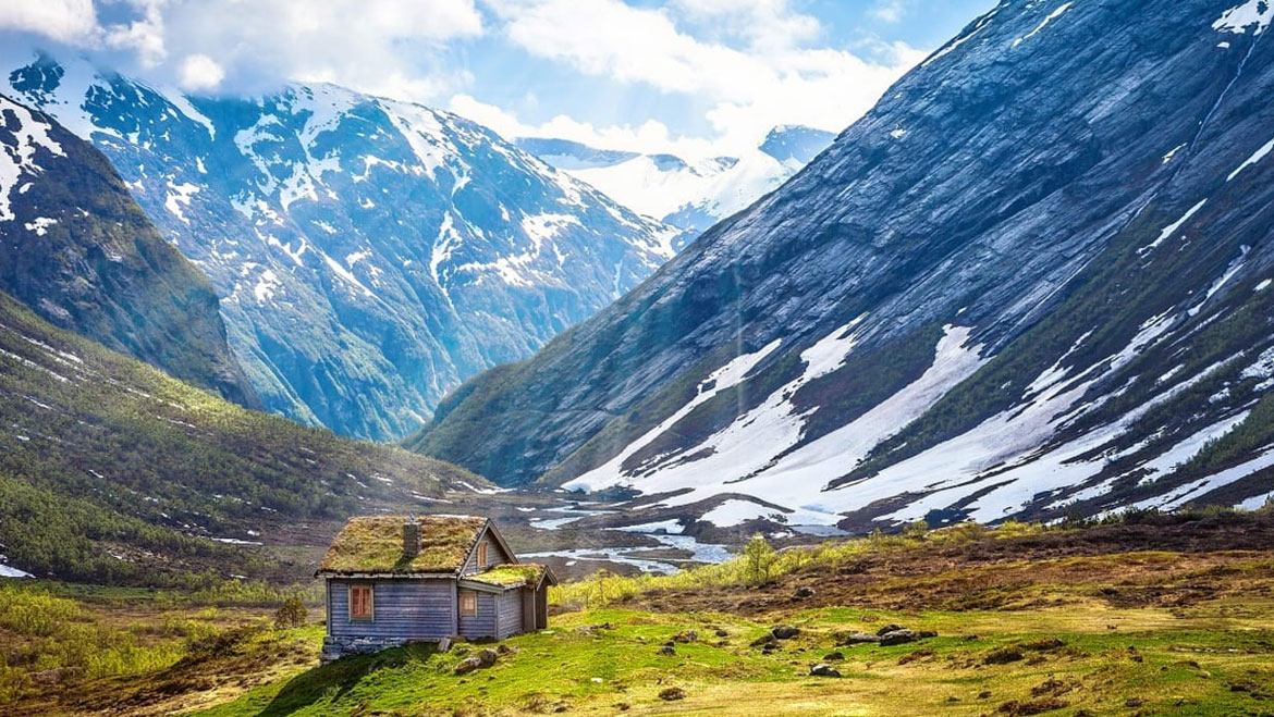 Hidden offbeat valleys and villages in North India