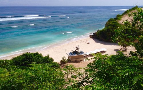 Panoramic view of Padang Padang Beach cove