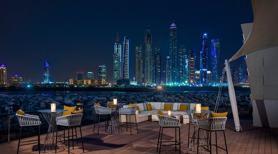 Fine dining restaurant at Palm Jumeirah with views of Dubai skyline