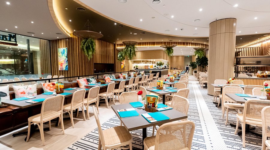 Dining zone inside Pavilion Kuala Lumpur