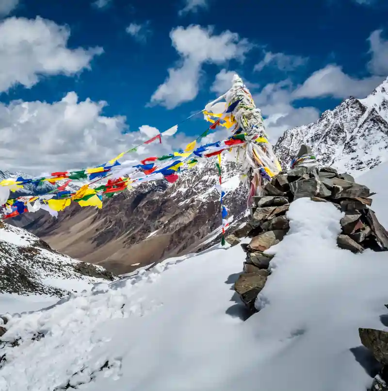 Pin Bhaba Pass crossing section with rocky terrain