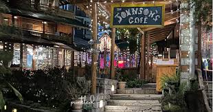 Old Manali cafe culture and bakery food scene