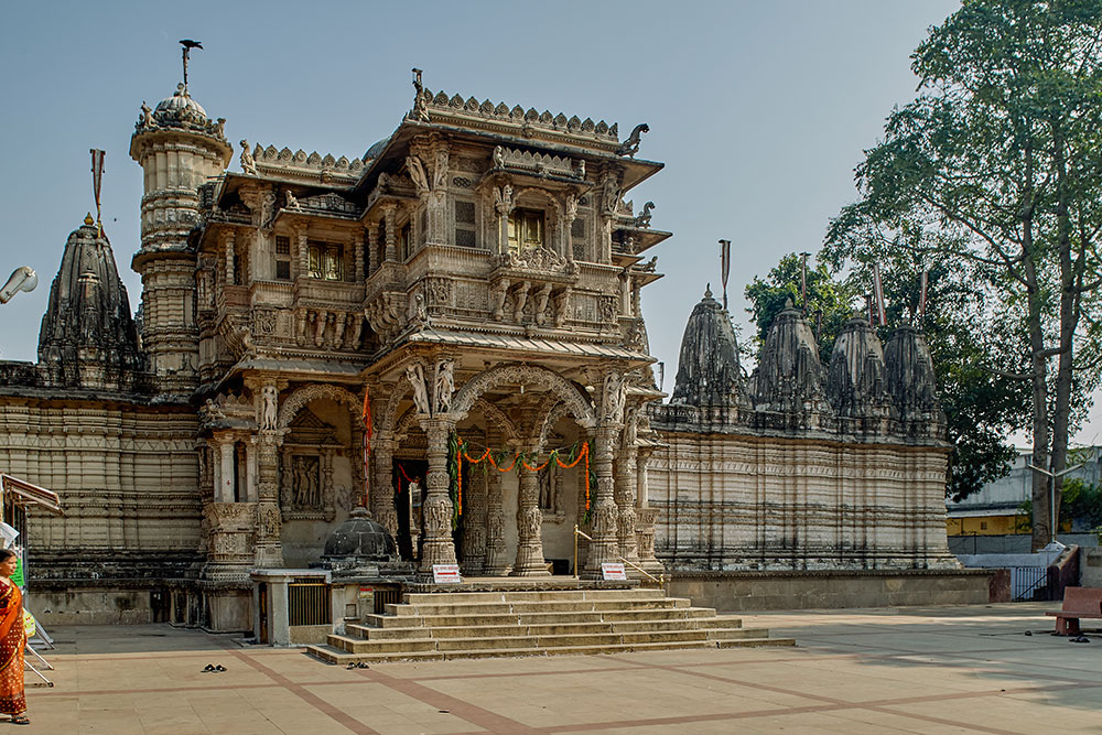 Heritage structures and old city lanes in Ahmedabad