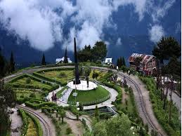 Mountain viewpoint route in Darjeeling region