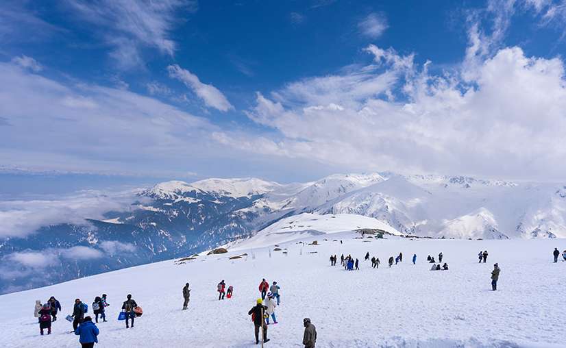 Apharwat side snow landscape and mountain panorama in Gulmarg