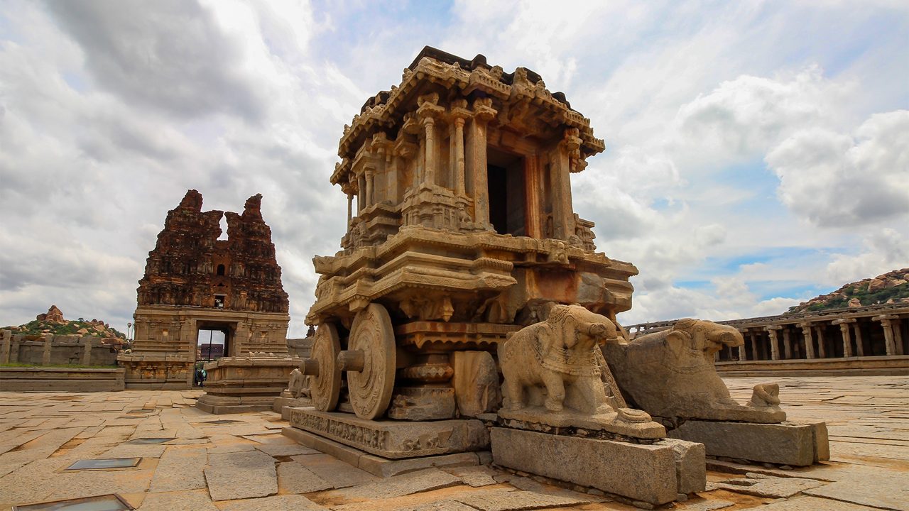Stone Chariot at Vijaya Vittala Temple in Hampi