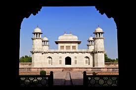 Itmad-ud-Daulah Tomb - The Baby Taj Mahal