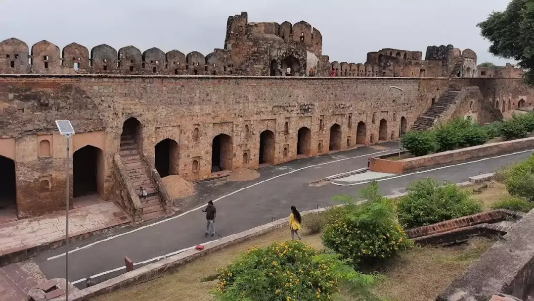 Common itinerary planning mistakes for first-time visitors to Jhansi