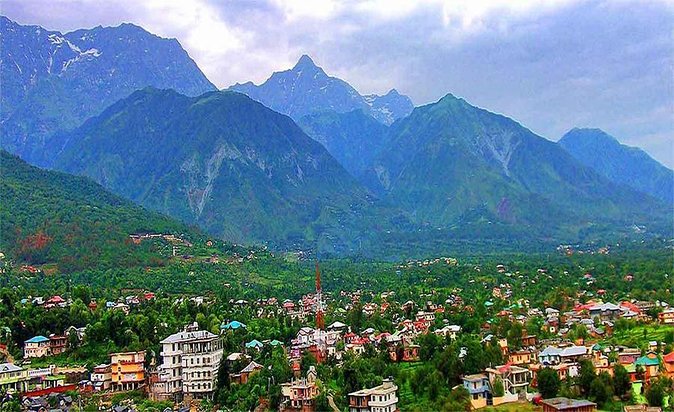 Panoramic view of Kangra Valley and Dhauladhar mountains in Himachal