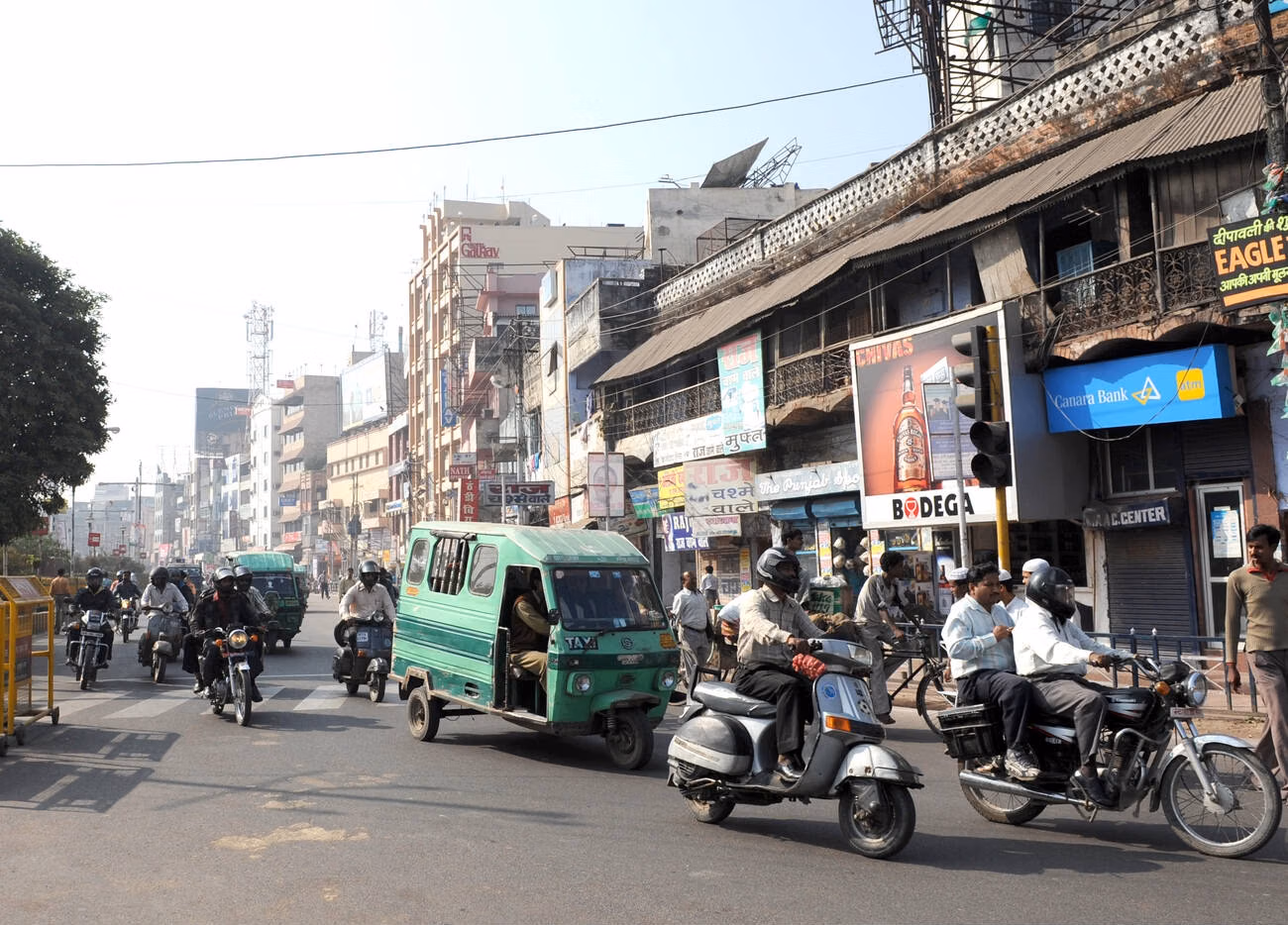 Morning city roadscape in Kanpur