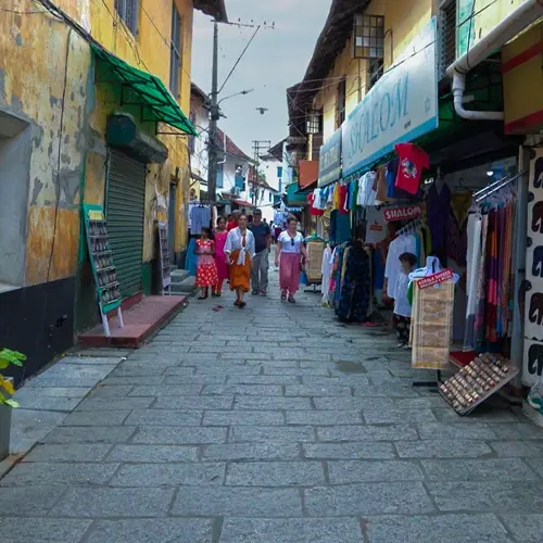 Jew Town street and heritage facades in Kochi