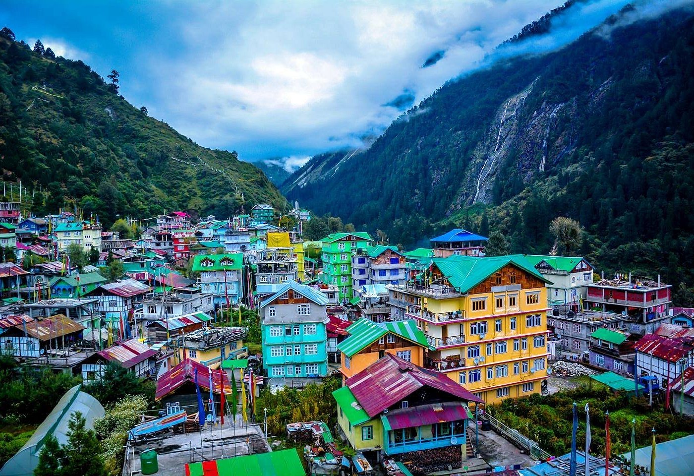 Lachen village in North Sikkim with mountain backdrop