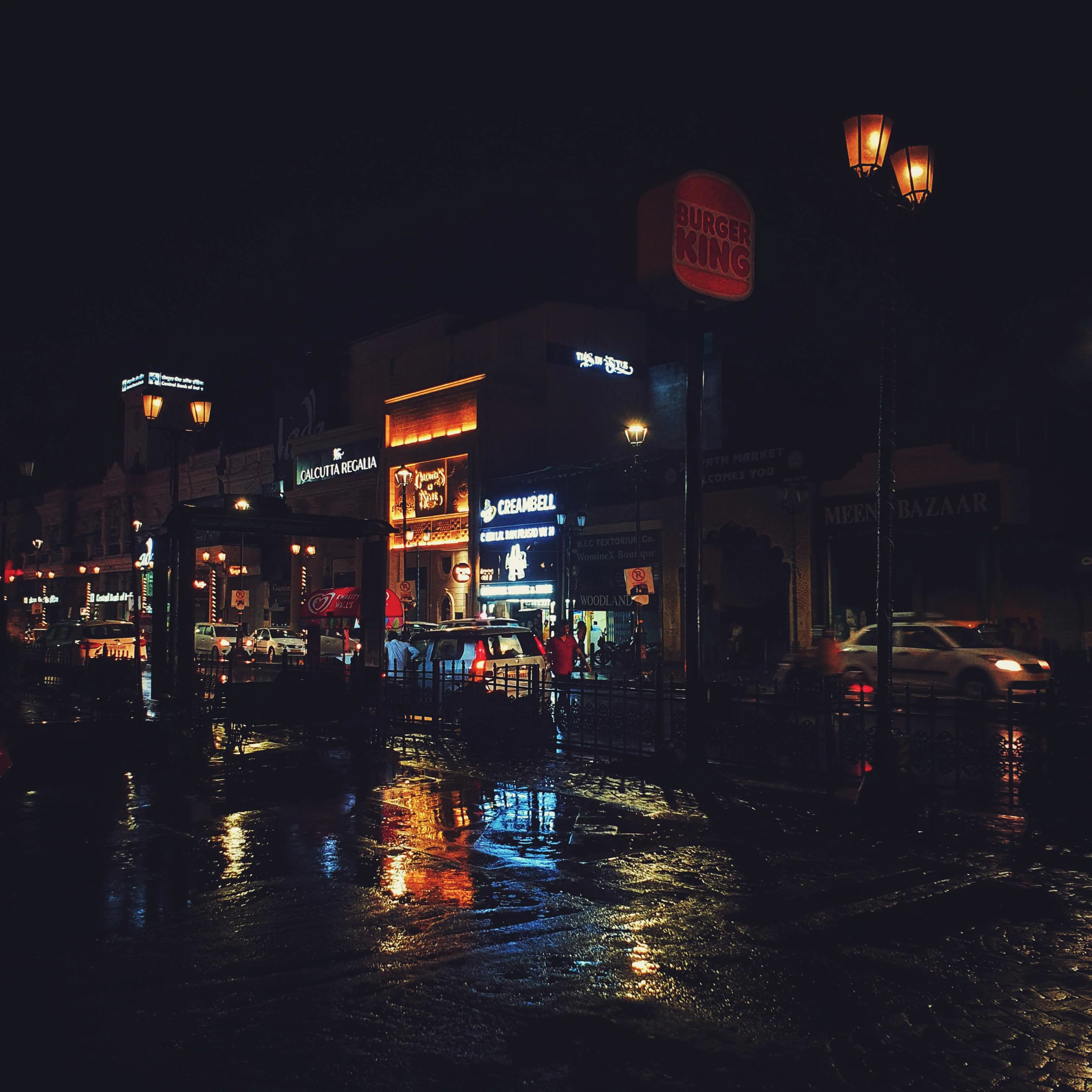 Evening streetscape and shopping stretch in Hazratganj Lucknow