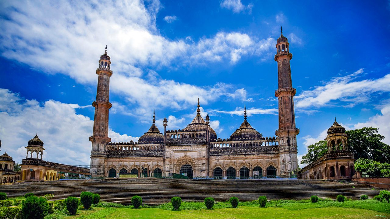 Bara Imambara complex and historic architecture in Lucknow