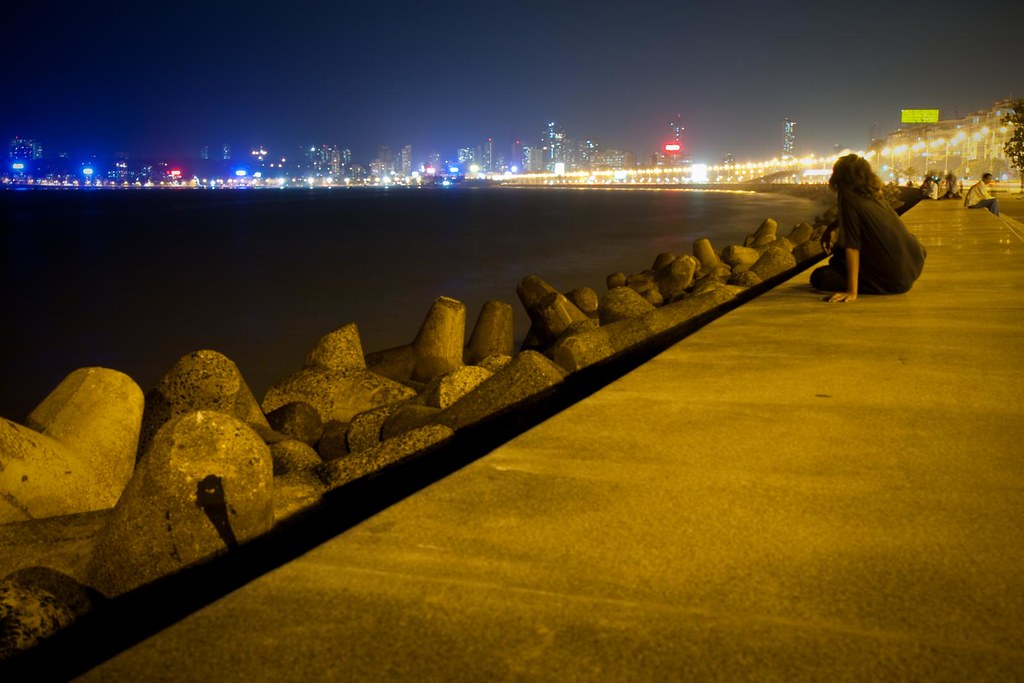 Marine Drive lights and sea-facing promenade in Mumbai at night