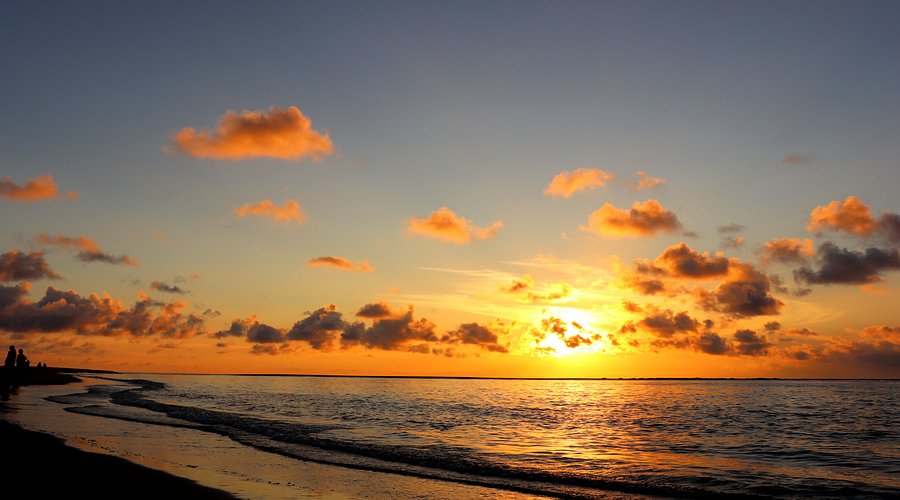 Dhanushkodi beach and sea meeting point