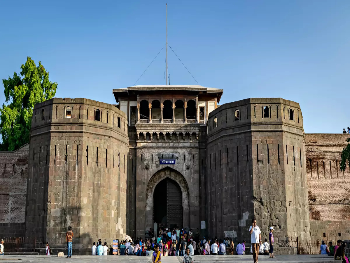 Front view of Shaniwar Wada fort complex in Pune