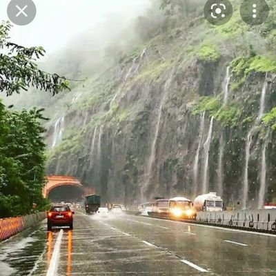 Monsoon driving and reduced visibility on expressway