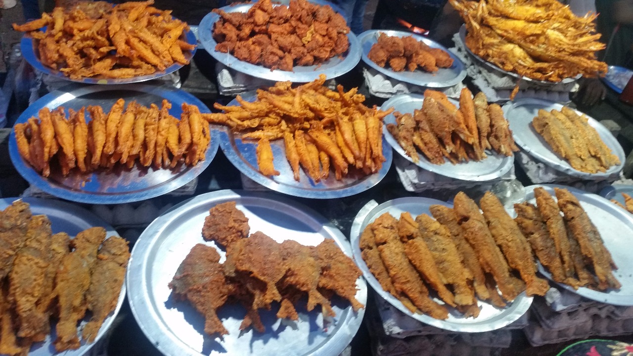 Local food options near Puri Beach