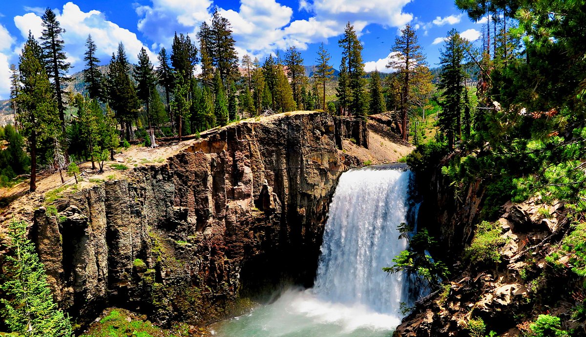 Nearby attractions to Rainbow Falls in Cherrapunji