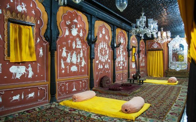 Mastani Mahal interior at Raja Dinkar Kelkar Museum