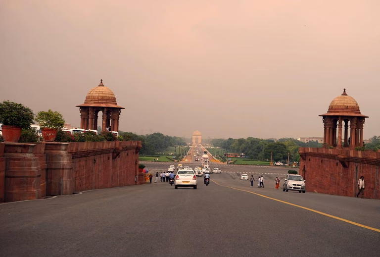 Viewline between Rajpath and India Gate