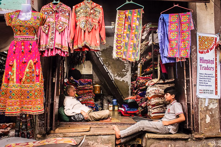 Narrow lanes of Rani no Hajiro with textile shops