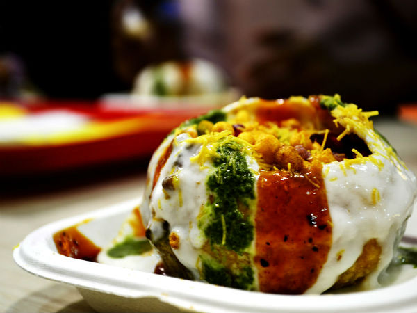 Popular street food dishes at Sarafa night market