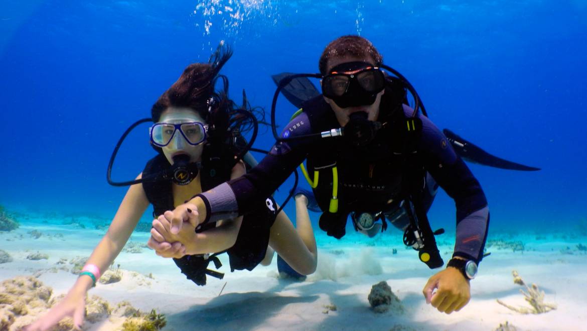 Scuba diving in Goa beginner experience with instructor support
