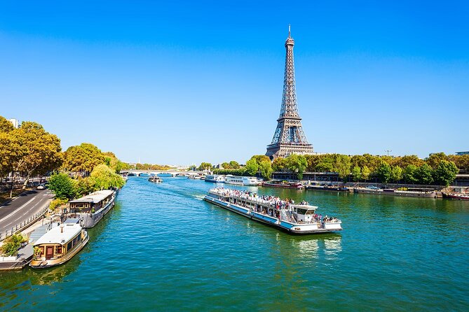 Daytime Seine cruise with Paris landmarks