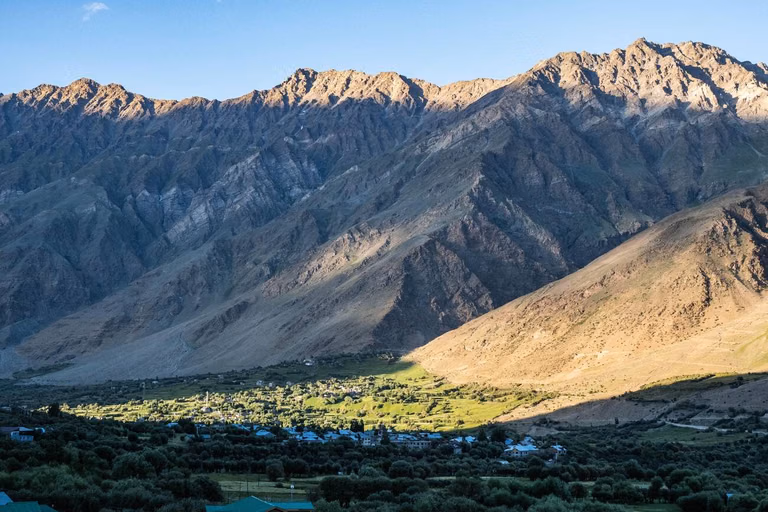 High altitude campsite zone near Shingo La Pass