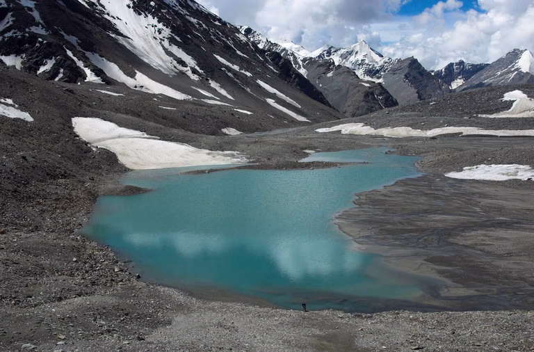 Shingo La Pass landscape between Darcha and Zanskar