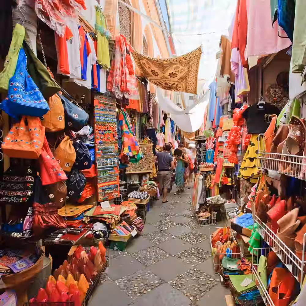 Morning seafood market and daytime textile shopping timing plan in Nagapattinam