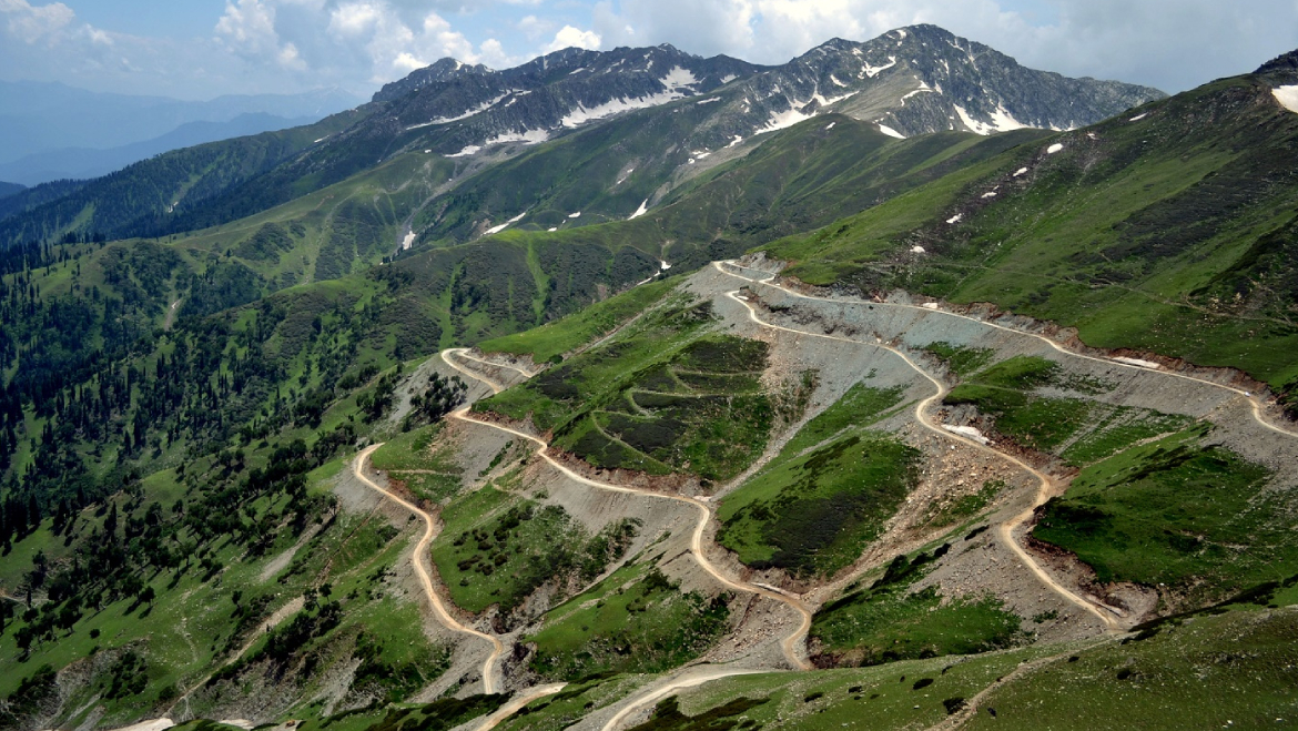 Mountain road towards Sinthan Top Kashmir