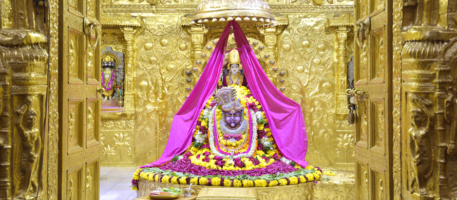 Devotees outside Somnath Temple