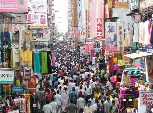 T Nagar Chennai evening shopping crowd