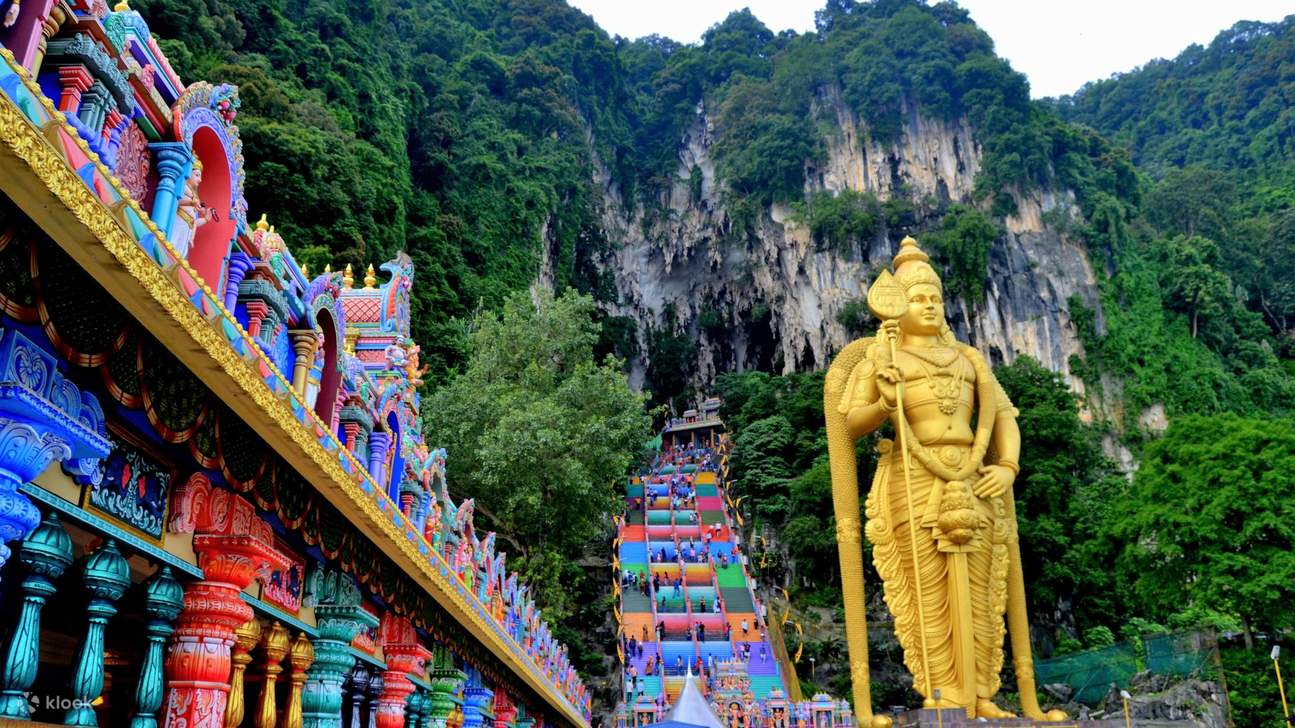 Temples in Kuala Lumpur: Batu Caves, Thean Hou & City Temple Circuit