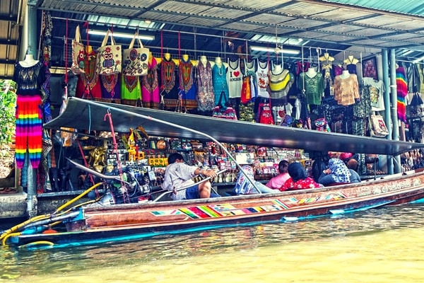 Travel planning brief for respectful and legal Thailand beach visits