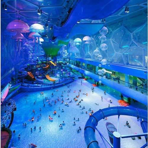 Indoor entertainment and mall activities in Mumbai