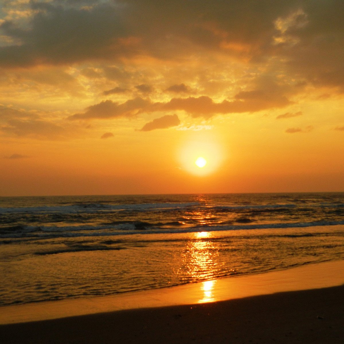 Nagapattinam beach during sunset