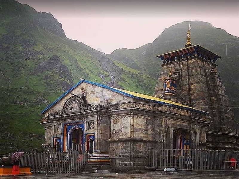 Hill stations and nature routes in Uttarakhand