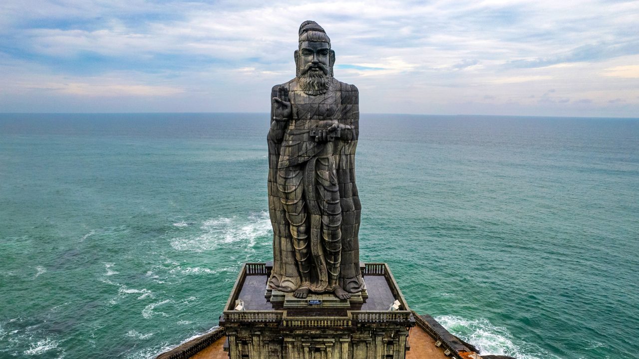 Panoramic views from Thiruvalluvar Statue Kanyakumari